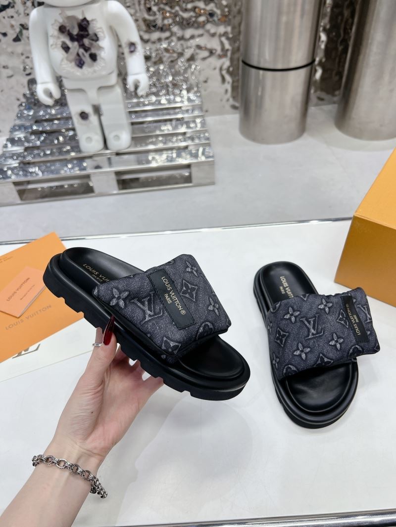 Louis Vuitton Slippers